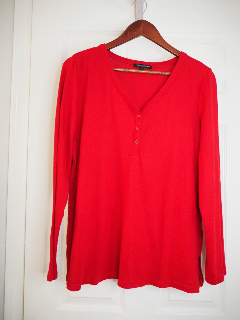 Mario Serrani Womens L Red Henley Tunic Top Long Sleeve Stretch Side Slit
